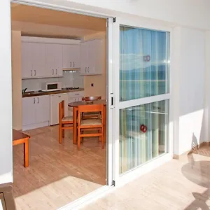 https://mar-blau.allmallorcahotels.com